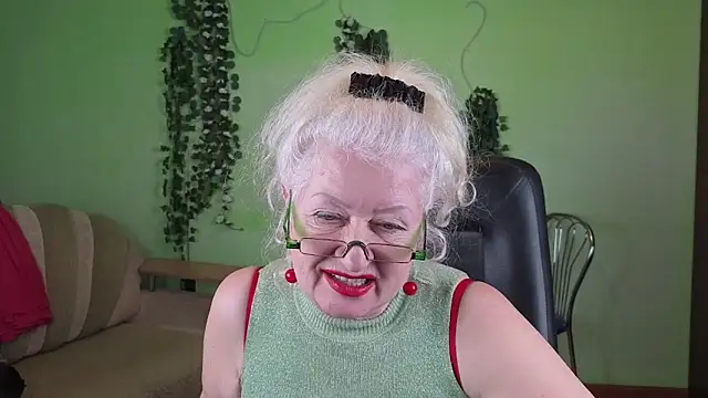 Maya_Mayflower's cam snapshot