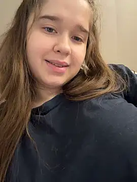 HornyGirlH live sex cam