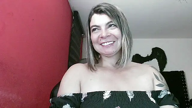 charlotedoll's cam snapshot