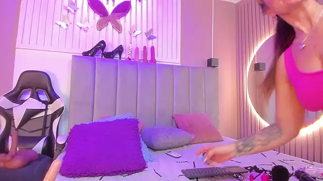 chantall1375's cam snapshot