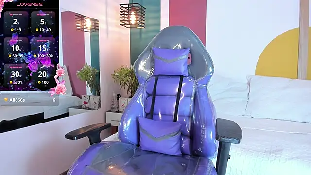 SashaGreyy_'s cam snapshot