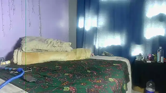 ebonydelights's cam snapshot