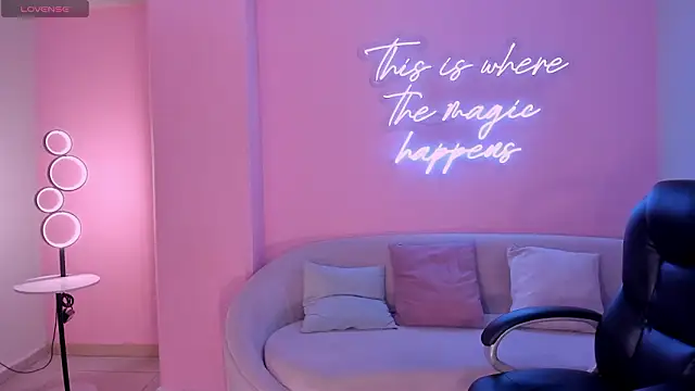 SussyBellX's cam snapshot