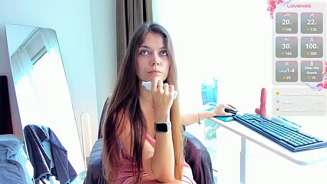 Alice_neon's cam snapshot