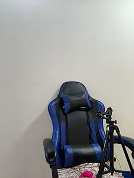 Adeline_1's cam snapshot