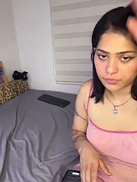 chucky_karla's cam snapshot