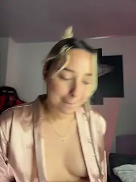 Irisweet_'s cam snapshot