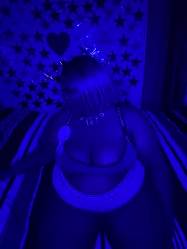 Chocolatebunnyxx96's cam snapshot