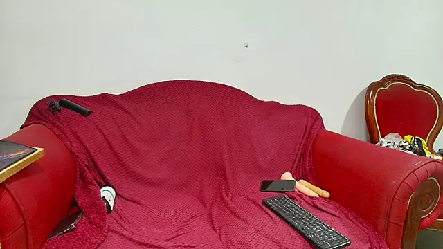 kiindred_'s cam snapshot