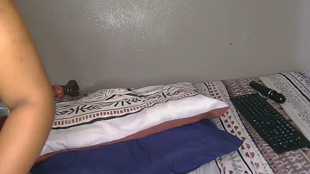 CherieBlushX's cam snapshot