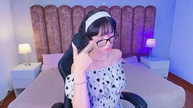 Sweet_1Angel's cam snapshot