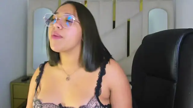 IsabellRodriguez18's cam snapshot