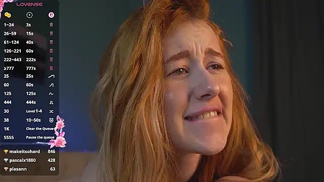 Lisafoxy_'s cam snapshot