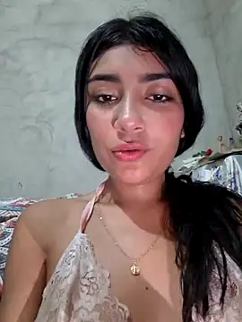 Sweed-virgin-pussy live sex cam
