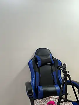 Adeline_1's cam snapshot