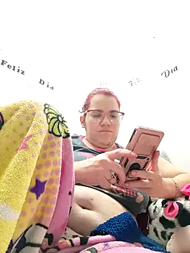 karlythoth@xh's cam snapshot