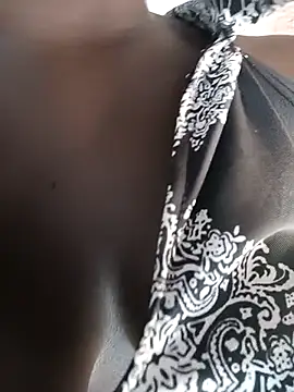 holygrail001's cam snapshot