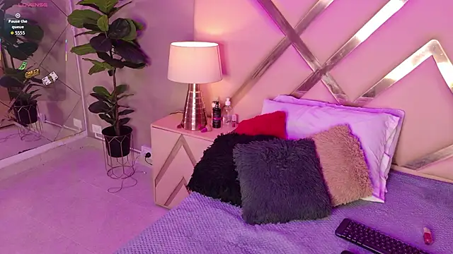 MalaikaBrown's cam snapshot