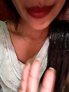 Eshwari_Chopra's cam snapshot