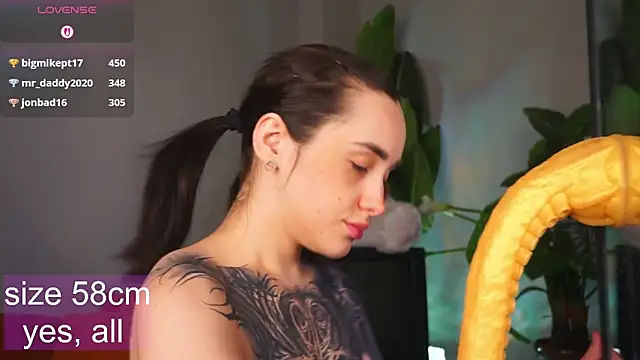 EvaCanton's cam snapshot