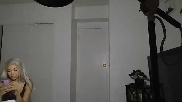 cryptokimgirl's cam snapshot