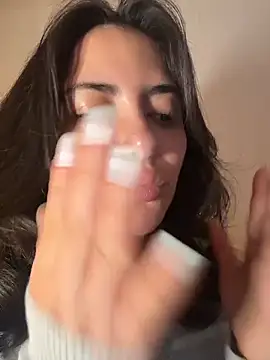 sukhakunis1's cam snapshot