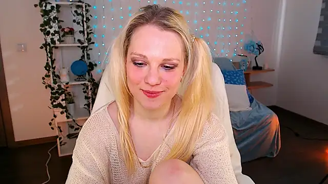 Betty_Vega's cam snapshot