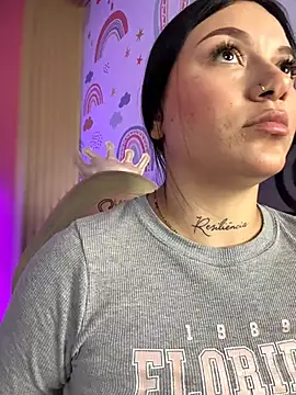 Megaan__More's cam snapshot