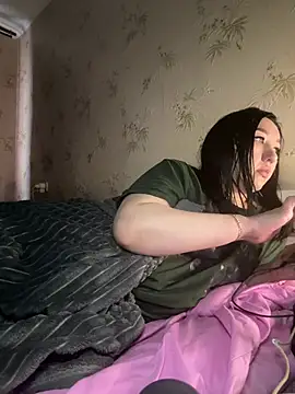 Naughtbaby_2025's cam snapshot