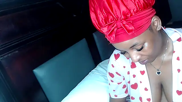 punkieboobs1's cam snapshot