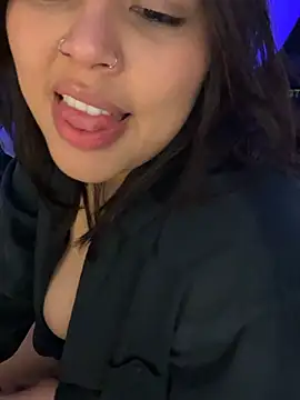 miacanela_xo's cam snapshot