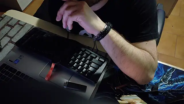 15-25_Dipende_Solo_Da_Te's cam snapshot