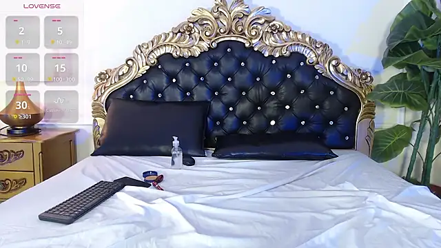 MeganBlazze's cam snapshot