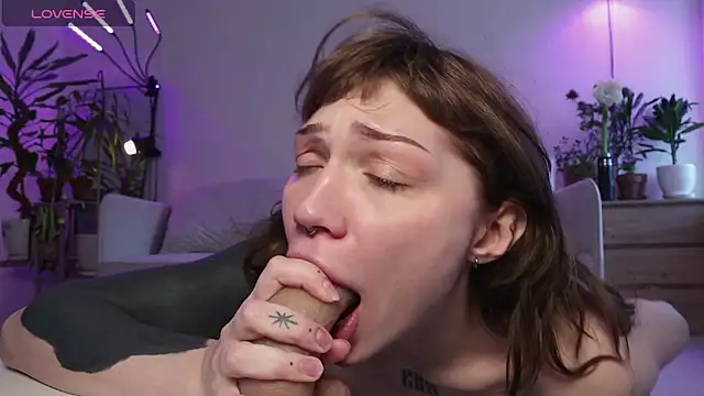 PaulaPratt's cam snapshot