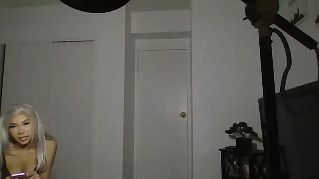 cryptokimgirl's cam snapshot