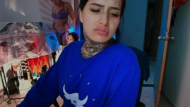 TinnaDawsom's cam snapshot