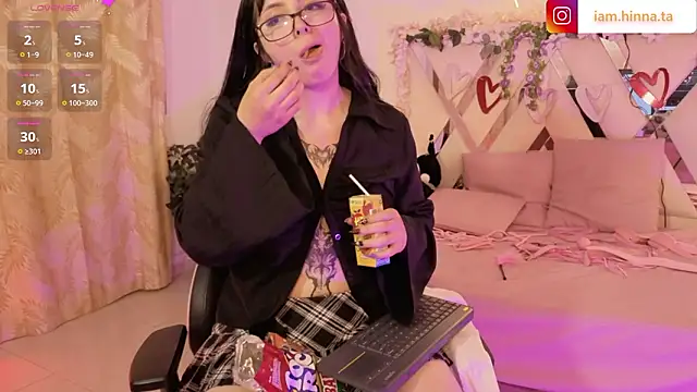 hina_tay's cam snapshot