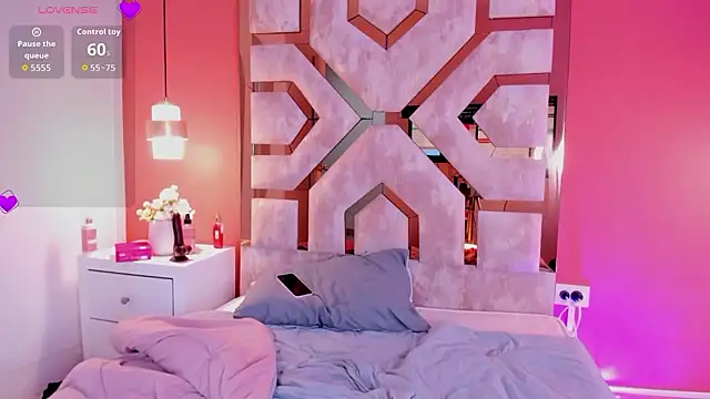 Zamira_Taylor's cam snapshot