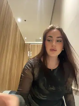 KiraSunshine live sex cam