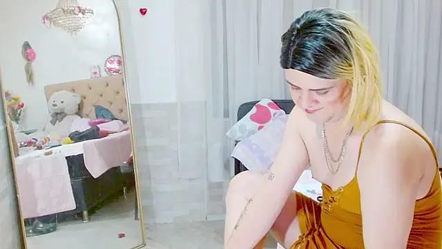 Dolldirtyxxx's cam snapshot