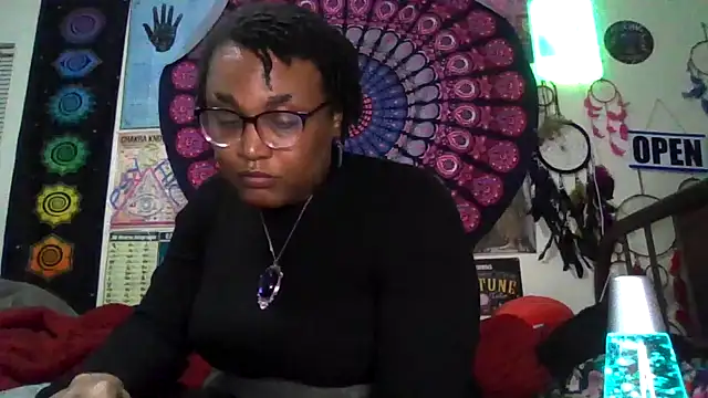 GardeniaFields's cam snapshot