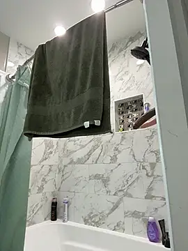 Cutiepiespanks's cam snapshot