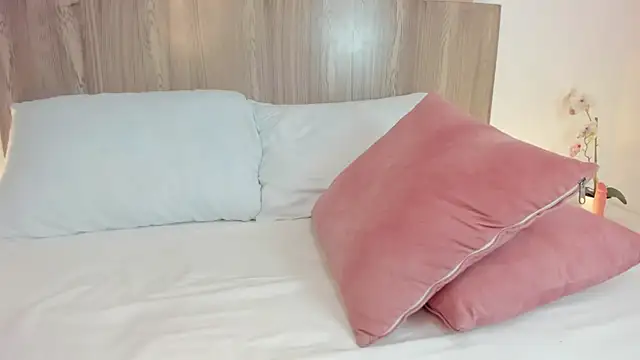 ivette_swan live sex cam