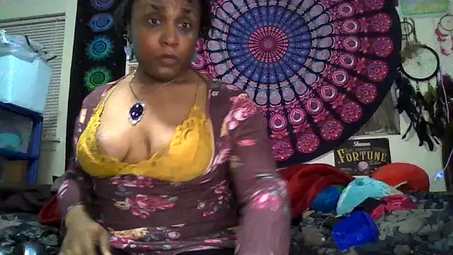 GardeniaFields's cam snapshot