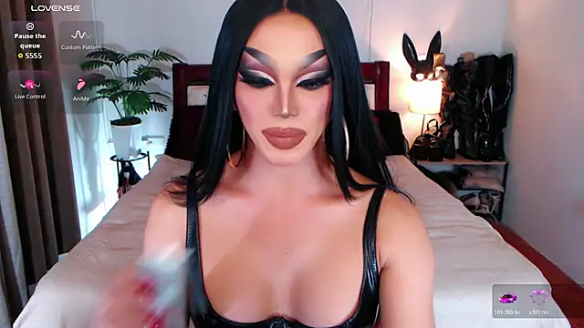 xQueenElektrax's cam snapshot