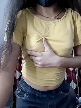 Ruhi_07's cam snapshot