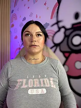 Megaan__More's cam snapshot