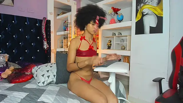 Zaira_sofiaa's cam snapshot