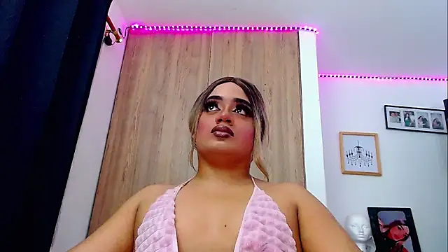 Amber_bigdick22's cam snapshot