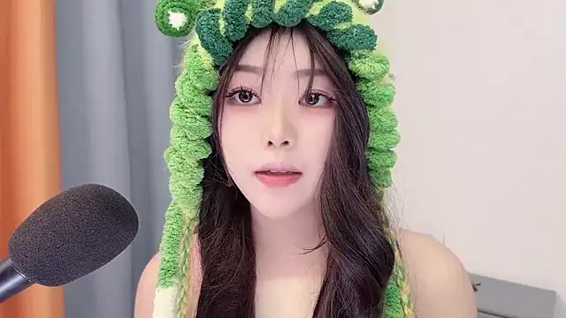 smalldaisy's cam snapshot